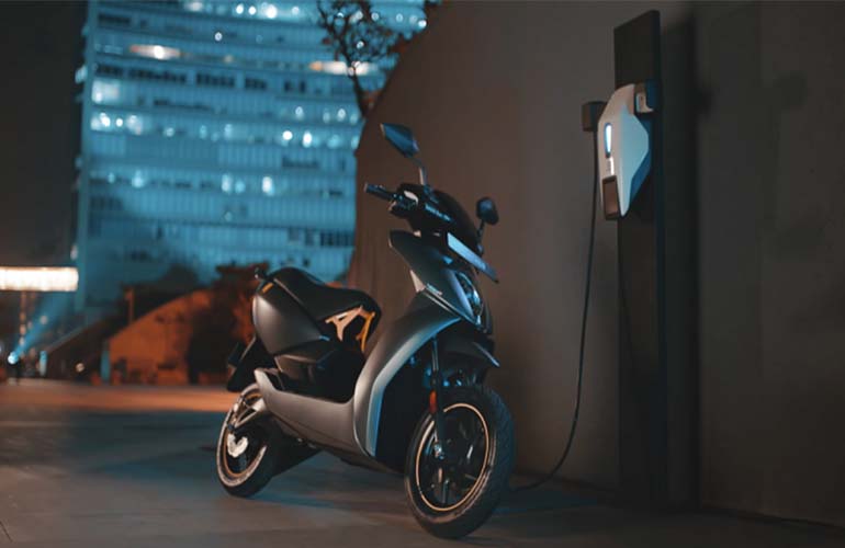 This Insurance Firm Offers Extended Battery Warranty Plan
