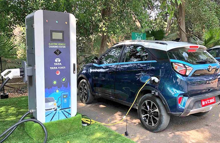 Kolkata Plans to Install 40 EV Charging Stations