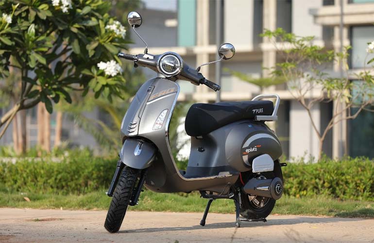 E2W Startup Introduces New E-Scooter ePluto 7G Pro