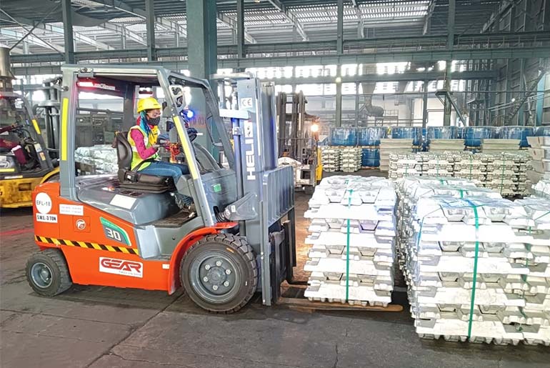 Vedanta Aluminium Expands Electric Forklifts Fleet in India
