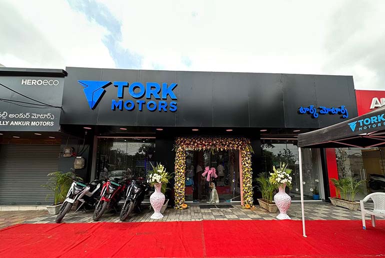 Tork Motors Unveils First Experience Zone in Puducherry