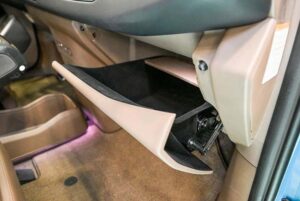 Glovebox