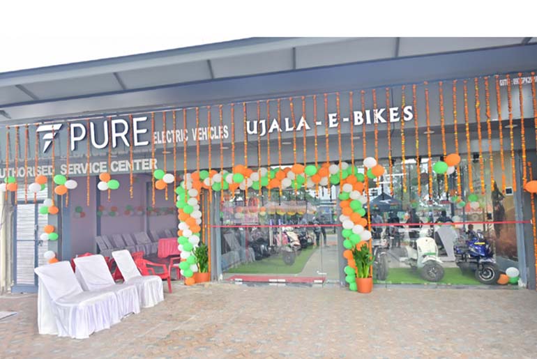 PURE EV Inaugurates Ujala E-bike Showroom in Lucknow