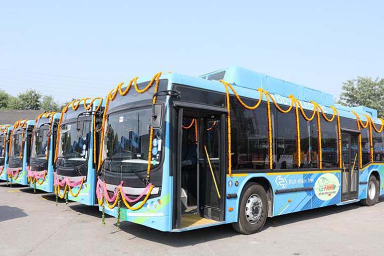 Tata Motors Delivers 400 Starbus EVs to DTC