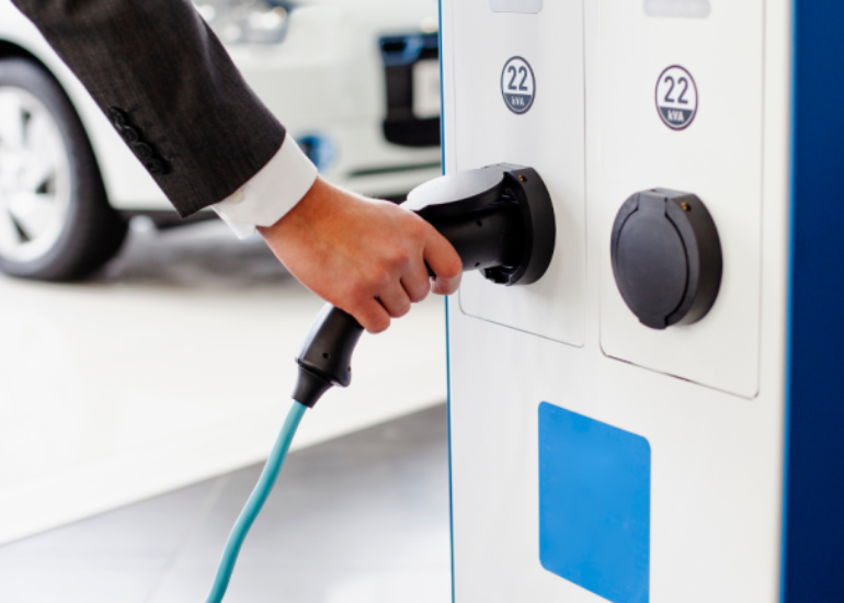 Bharat Petroleum Chooses Servotech for 2,649 AC EV Chargers