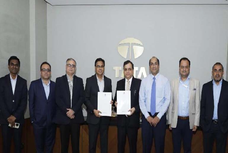 Tata Motors Signs MoU with HDFC Bank for Digital Financing