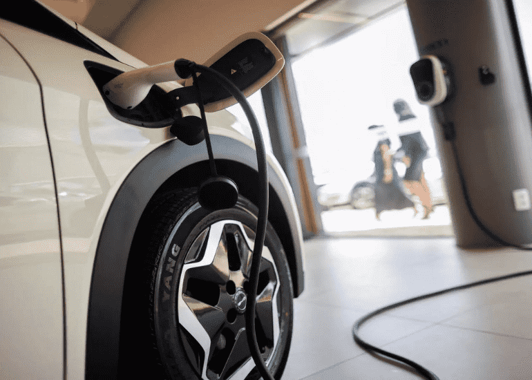 Gujarat Fluorochemicals Subsidiary Invests Rs 6,000 Cr in EVs
