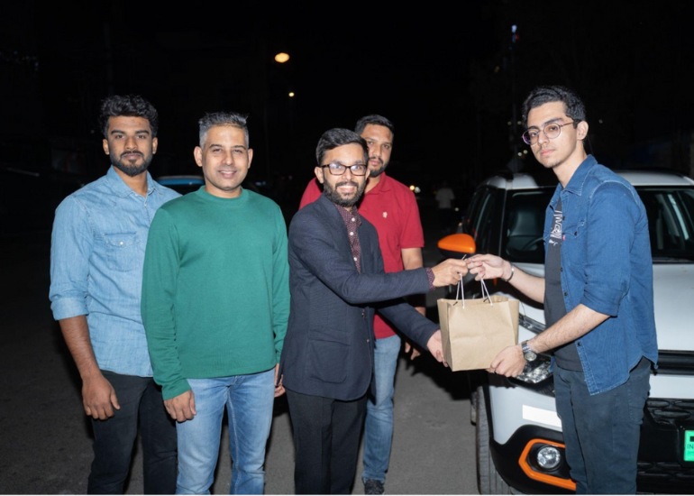Zoomcar & SPARKCARS Partner to Boost EV Self-Drive Adoption