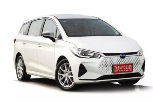 BYD E6
