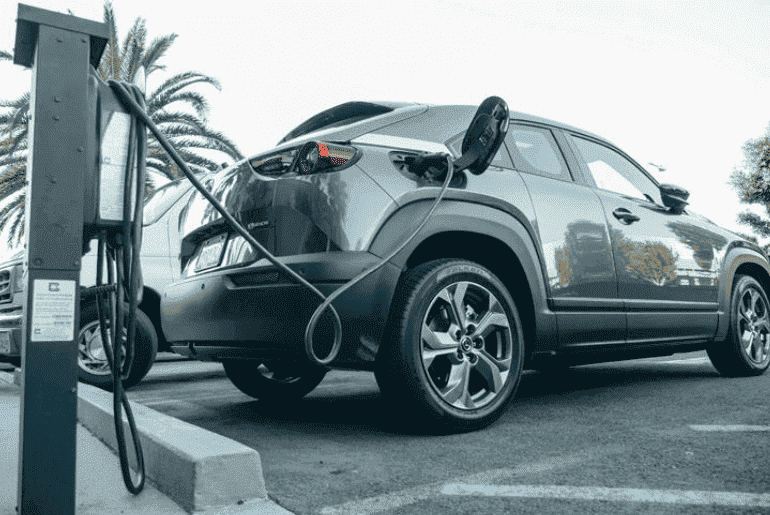 Ionage Aims at Adding 1L EV Chargers on Its Platform by 2028