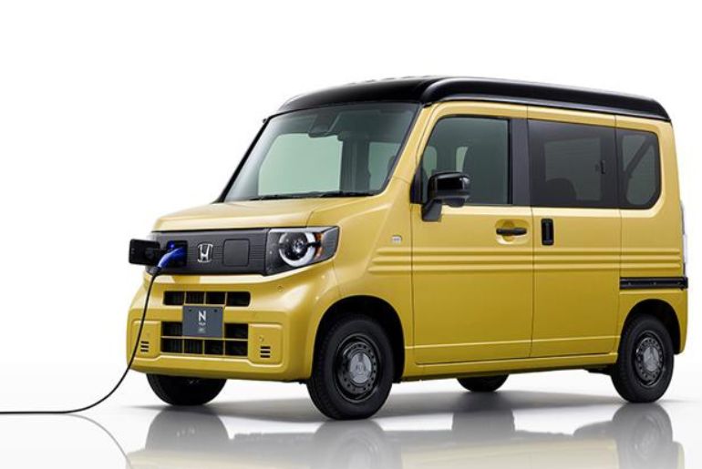 Honda to begin sale of commercial-use Mini-EV in Japan