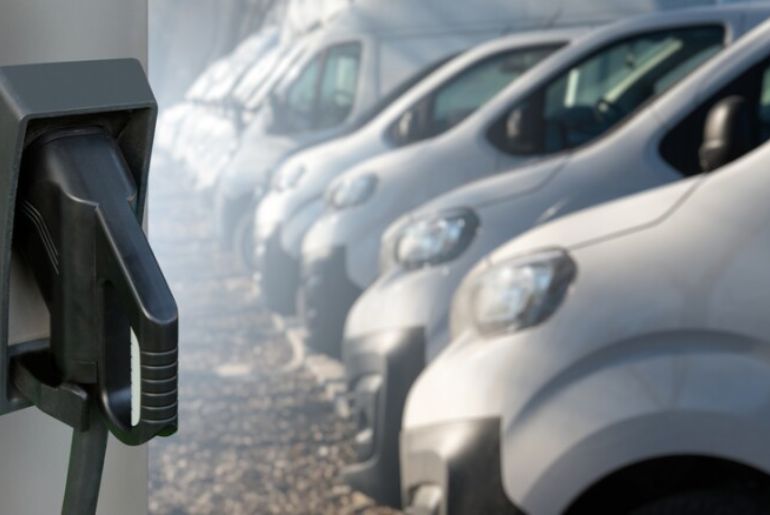 Bi-Directional Charging in Fleet Management: Optimizing Efficiency and Costs