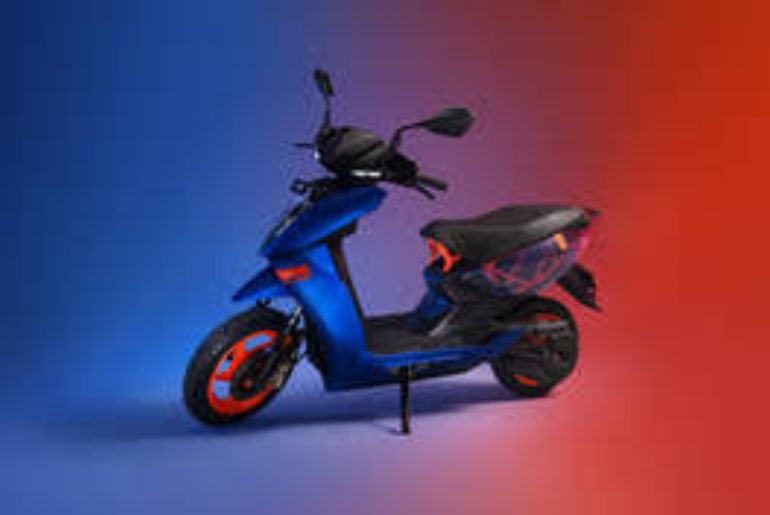 Ather Rizta electric scooter: stylish look, 650km range