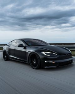 Tesla Model S Plaid