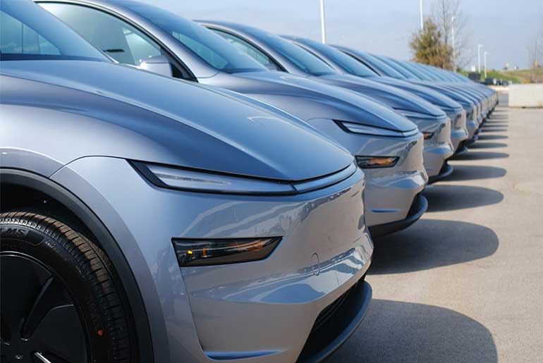 France orders Tesla to stop misleading autonomy claims