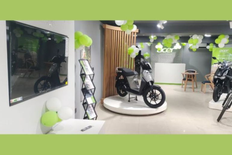 Acer Electric Vehicles Debuts Flagship EV Outlet in Delhi