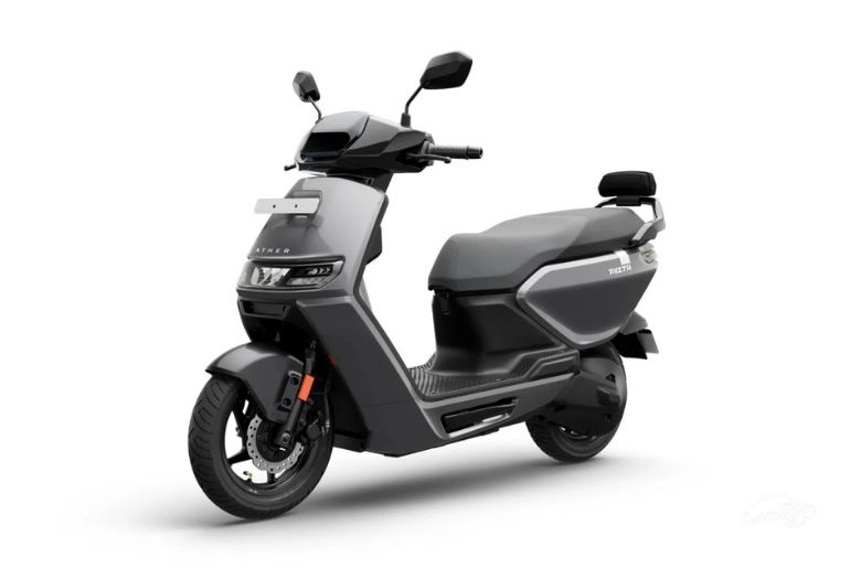 Ather Rizta S gets 3.7 kWh battery, ₹1.37L