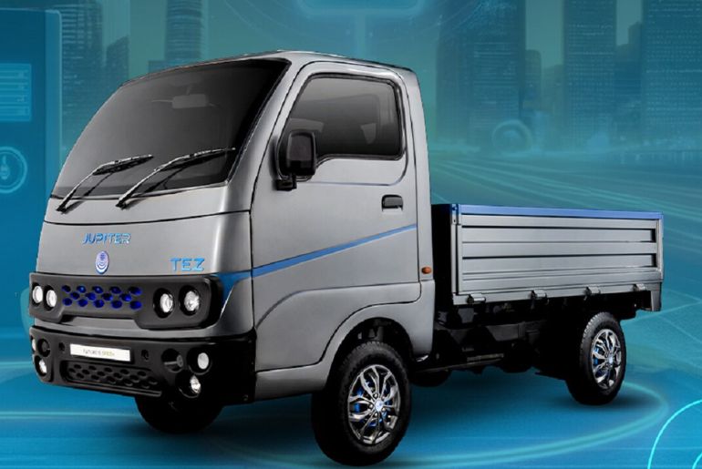 Jupiter Wagons Unveils Tez e-LCV, Expands EV Manufacturing