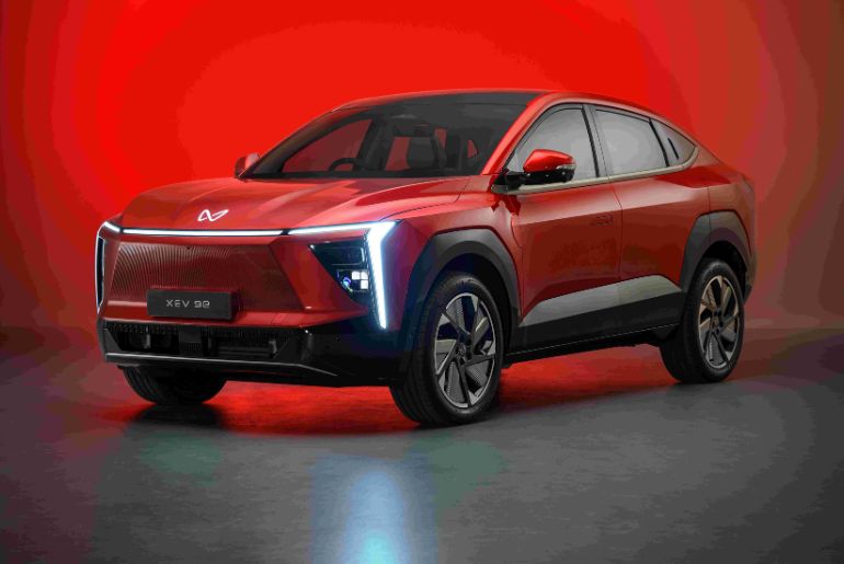 Mahindra launches XEV 9e Pack Two in India