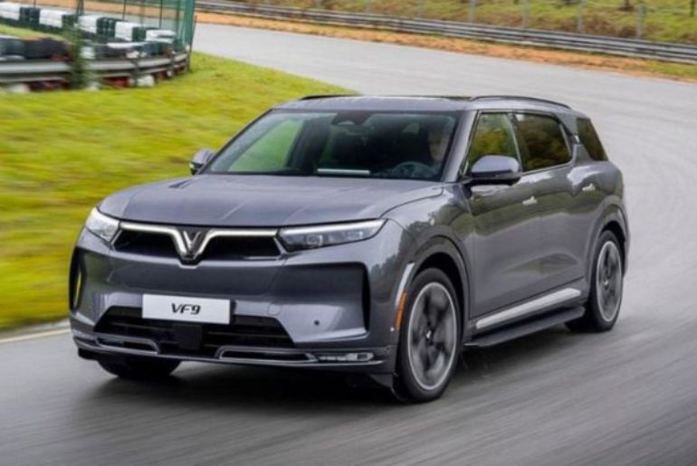 VinFast VF 9 Debuts as Family Electric SUV