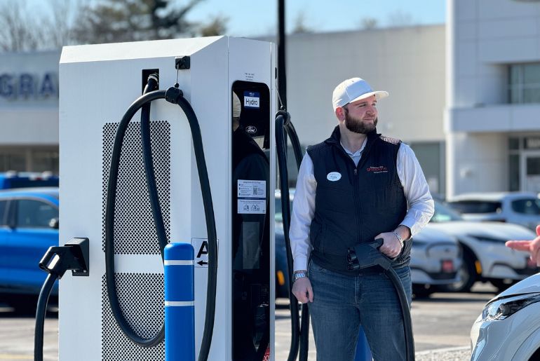 Ford Unveils ‘Ford Charge’ Network With 1,200 Fast Chargers