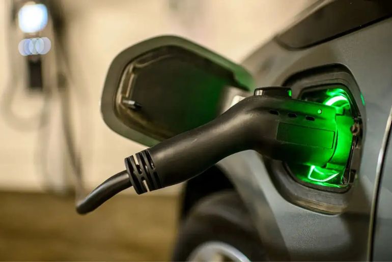 HSBC Warns GST Cuts Could Hinder India’s EV Growth