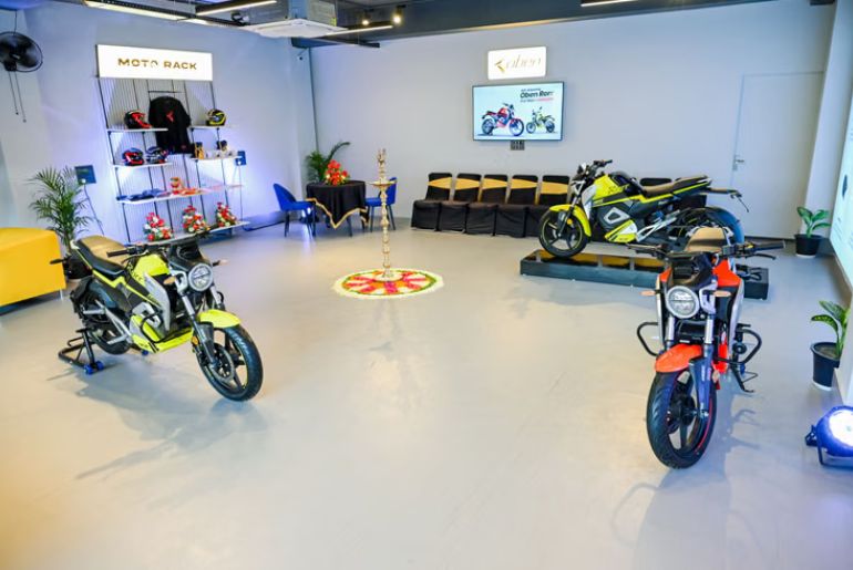 Oben Electric Opens 50th Showroom, Launches Rorr EZ