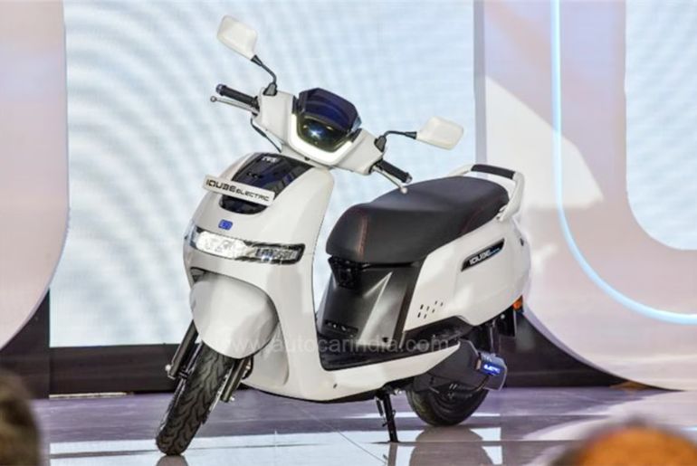 TVS Launches iQube Hybrid: 200 KM Range, ₹2199 EMI