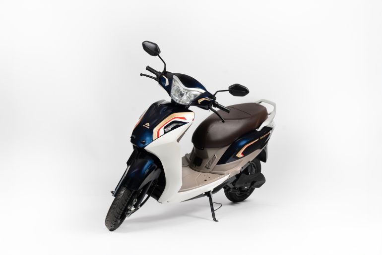 Ampere Launches Magnus Grand Scooter with LFP Battery
