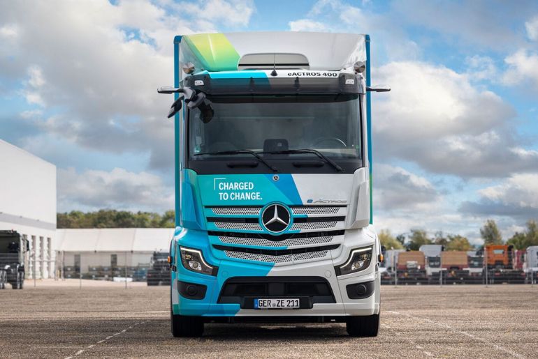 Mercedes-Benz Launches New eActros 400 Electric Truck