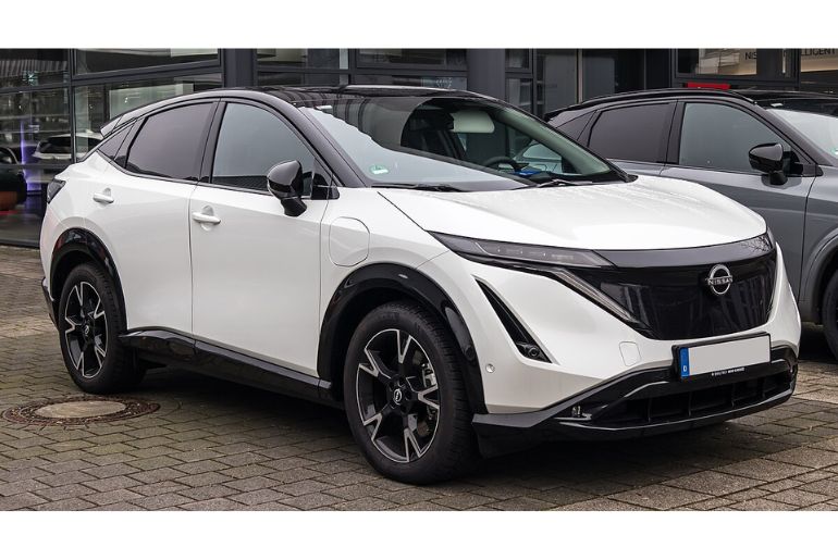 Nissan Launches Next Generation LEAF and Ariya EV