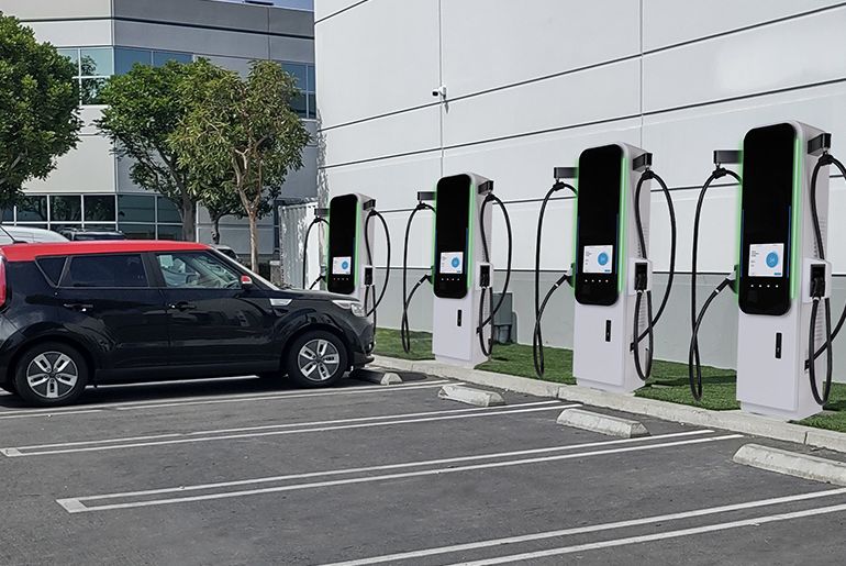 The Family EV Road Trip: Mastering the Public Charging Station in India