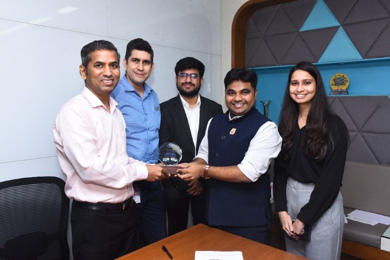Thunderplus and Tata Motors Collaborate to Deploy 5,000 EV Stations