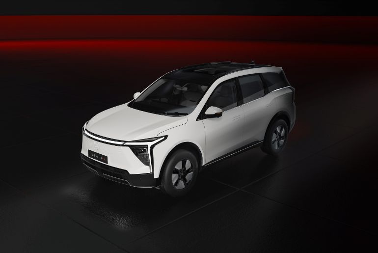 Mahindra Launches XEV 9S, India’s First 7-Seater EV SUV