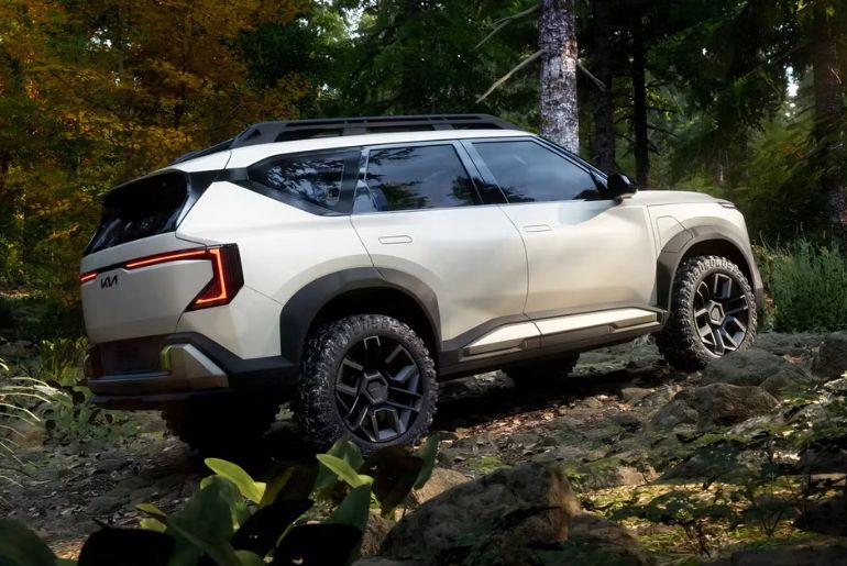 Rumored Kia EV5 WKNDR Shows Rugged Design Potential Rumored Kia EV5 WKNDR Shows Rugged Design Potential