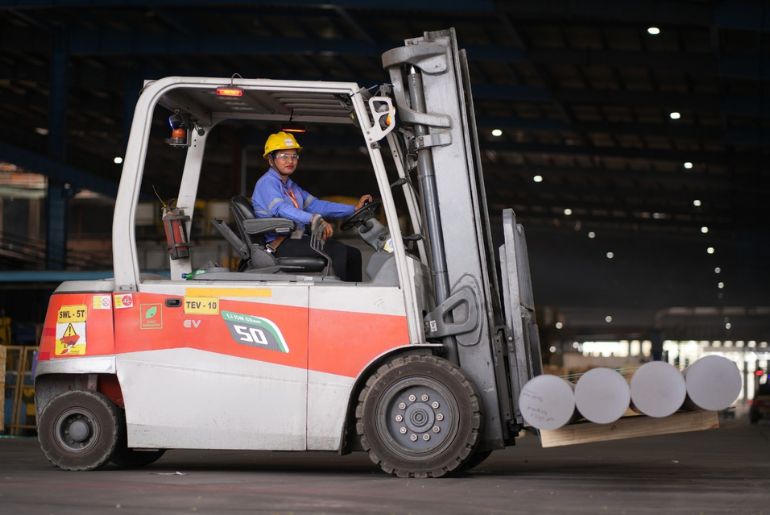 Vedanta Aluminium Expands India’s Largest Electric Forklift Fleet