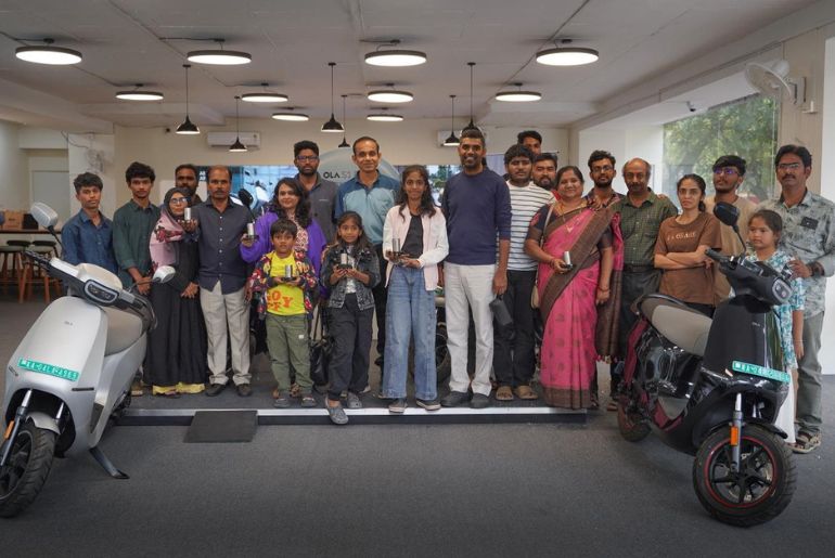 Ola Electric Commences Nationwide Deliveries of 4680 Bharat Cell Scooters Ola Electric Commences Nationwide Deliveries of 4680 Bharat Cell Scooters